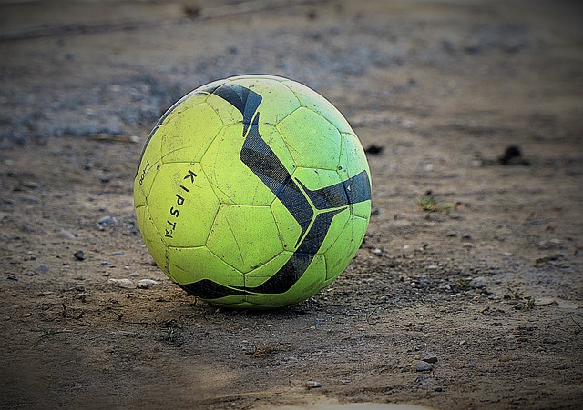 这就像足球 这就像足球